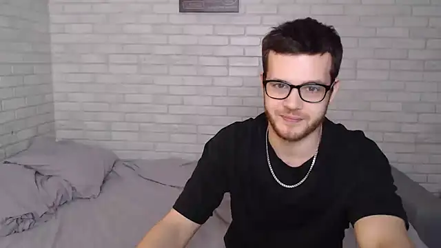 Snapshot of Alexxx_horny chatting on March 2025 04:47:02 PM Alexxx horny online show from March 2025 04:47:02 PM