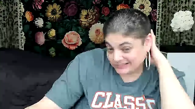 Snapshot of Exotic-Melons chatting on January 2025 04:20:01 AM Exotic-Melons online show from January 2025 04:20:01 AM