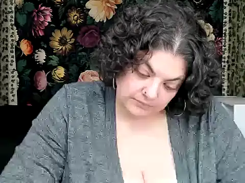 Exotic-Melons online show from May 2026 07:41:02 PM