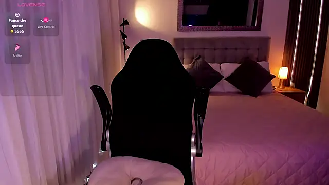 AmyWood online show from September 2025 04:01:02 PM