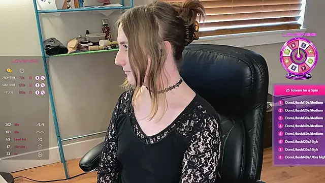 luluvaladon online show from February 2025 10:07:02 PM