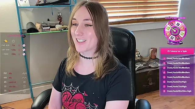 luluvaladon online show from March 2025 10:59:01 PM