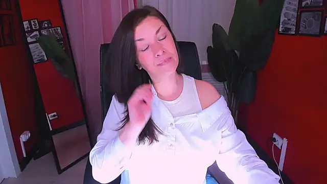 AnaMills online show from June 2026 08:21:01 PM