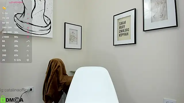 Snapshot of catalinaofficer chatting on October 2025 11:22:01 AM catalinaofficer online show from October 2025 11:22:01 AM