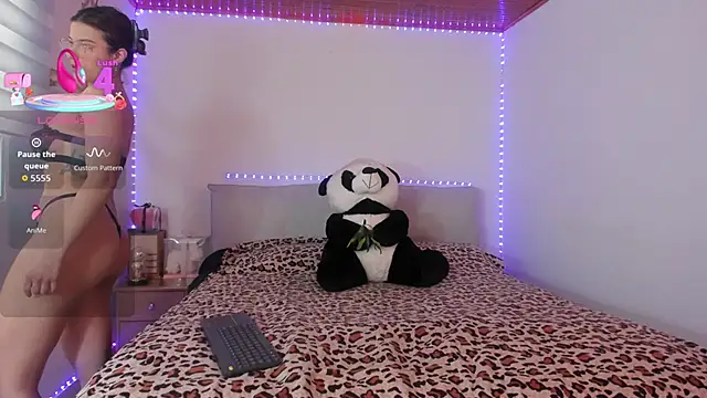 Arenne rouse online show from October 2025 07:49:02 PM