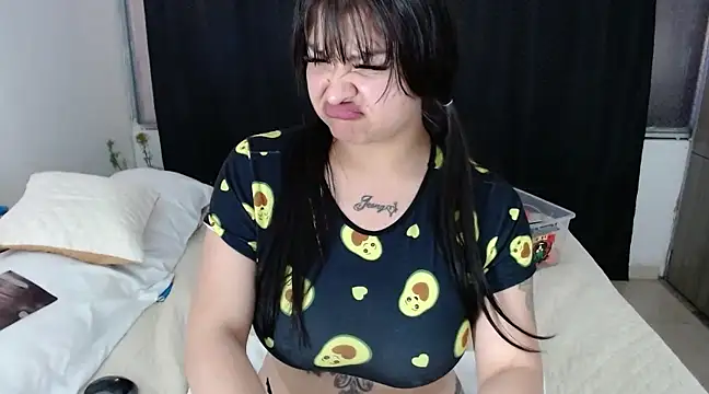 Snapshot of liseth_01hot chatting on February 2025 10:21:01 PM liseth 01hot online show from February 2025 10:21:01 PM