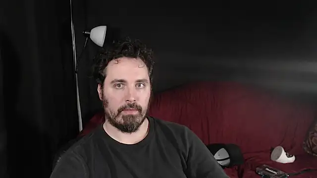 Snapshot of Metalstud chatting on December 2024 03:58:01 AM Metalstud online show from December 2024 03:58:01 AM