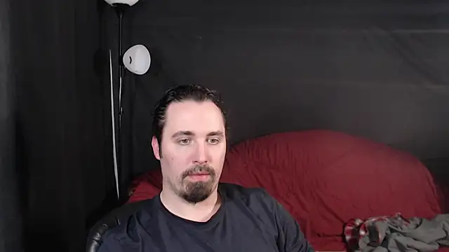 Snapshot of Metalstud chatting on January 2025 12:31:01 AM Metalstud online show from January 2025 12:31:01 AM