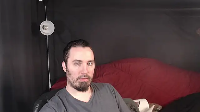 Snapshot of Metalstud chatting on February 2025 03:53:01 PM Metalstud online show from February 2025 03:53:01 PM