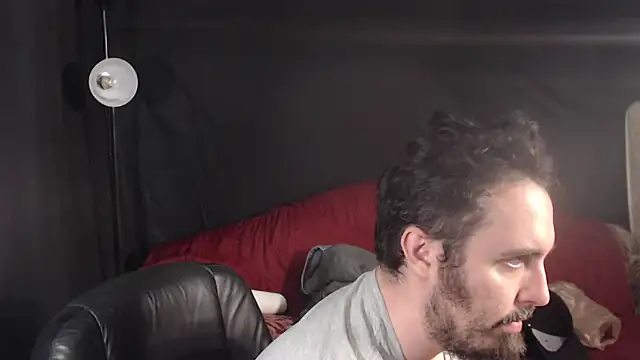 Snapshot of Metalstud chatting on March 2025 11:12:02 AM Metalstud online show from March 2025 11:12:02 AM