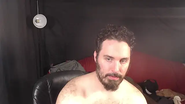 Snapshot of Metalstud chatting on March 2025 03:57:02 AM Metalstud online show from March 2025 03:57:02 AM