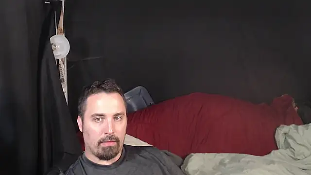 Snapshot of Metalstud chatting on October 2025 12:30:01 AM Metalstud online show from October 2025 12:30:01 AM