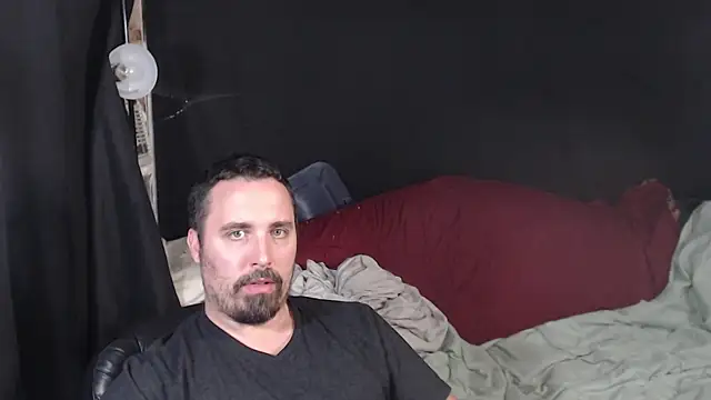 Snapshot of Metalstud chatting on October 2025 10:19:01 PM Metalstud online show from October 2025 10:19:01 PM