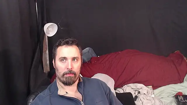 Snapshot of Metalstud chatting on October 2025 05:48:02 AM Metalstud online show from October 2025 05:48:02 AM