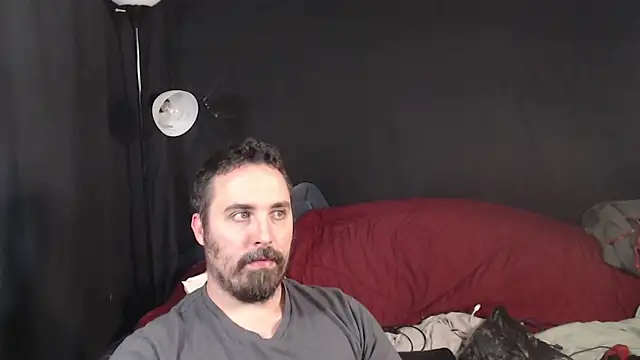 Snapshot of Metalstud chatting on October 2025 11:41:02 PM Metalstud online show from October 2025 11:41:02 PM