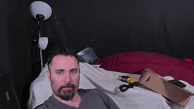 Metalstud online show from April 2026 05:44:02 AM