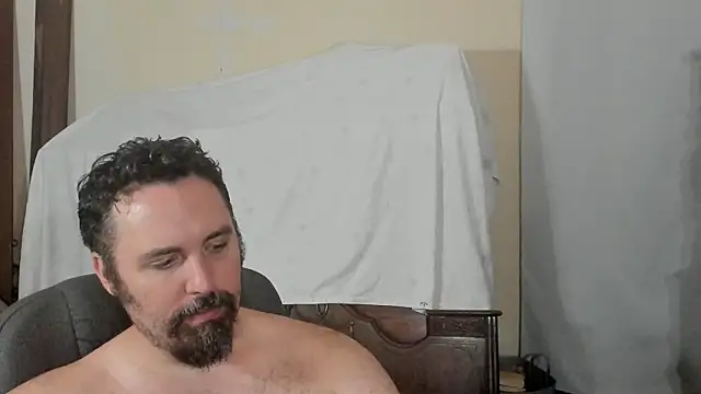 Snapshot of Metalstud chatting on June 2026 05:42:02 AM Metalstud online show from June 2026 05:42:02 AM