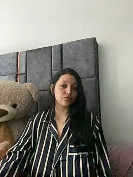 Snapshot of MarcellaGriffin chatting on February 2025 02:13:02 PM MarcellaGriffin online show from February 2025 02:13:02 PM