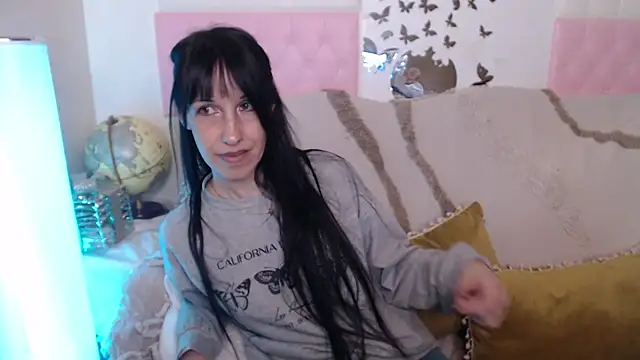 -carla- online show from May 2026 03:08:01 PM