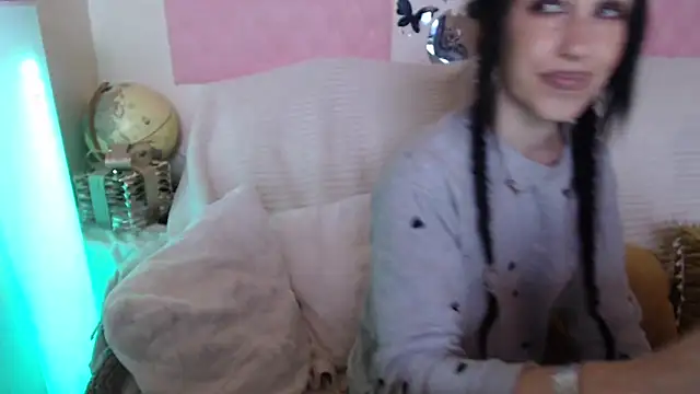 -carla- online show from June 2026 05:38:01 AM