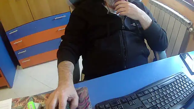 Tango128 online show from April 2026 06:16:02 AM