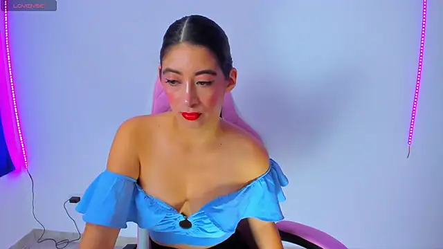 MeganWhite3 online show from March 2025 09:32:02 PM