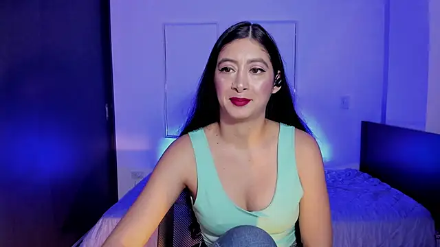 Snapshot of MeganWhite3 chatting on June 2026 02:57:02 AM MeganWhite3 online show from June 2026 02:57:02 AM