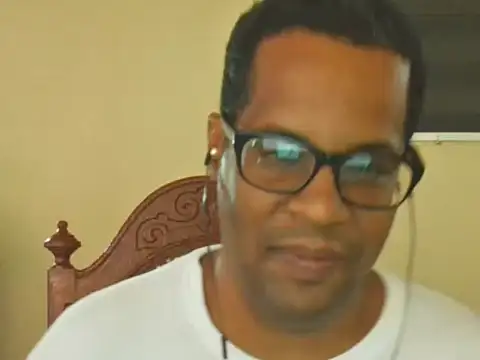 thesugar32 online show from October 2025 01:45:02 PM