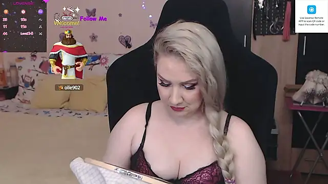 MissLexyGold online show from December 2024 04:25:01 PM