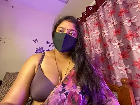 Snapshot of Love_4Sex chatting on March 2026 05:34:01 AM Love 4Sex online show from March 2026 05:34:01 AM