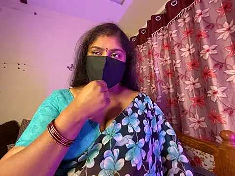 Snapshot of Love_4Sex chatting on March 2026 05:35:01 AM Love 4Sex online show from March 2026 05:35:01 AM