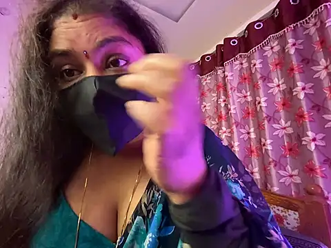 Snapshot of Love_4Sex chatting on April 2026 05:07:02 AM Love 4Sex online show from April 2026 05:07:02 AM