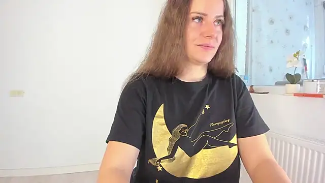 Snapshot of DiamondKay chatting on February 2026 07:26:01 AM DiamondKay online show from February 2026 07:26:01 AM