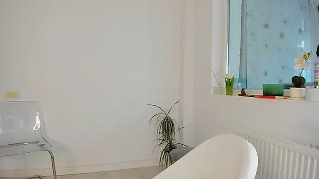 Snapshot of DiamondKay chatting on March 2026 07:14:02 AM DiamondKay online show from March 2026 07:14:02 AM