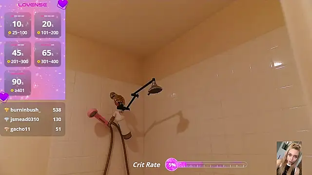 Snapshot of Blondiewithanass chatting on October 2025 01:36:02 AM Blondiewithanass online show from October 2025 01:36:02 AM