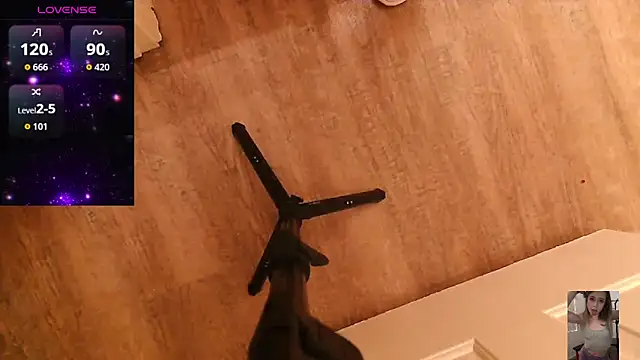 Snapshot of Blondiewithanass chatting on December 2025 07:26:01 AM Blondiewithanass online show from December 2025 07:26:01 AM