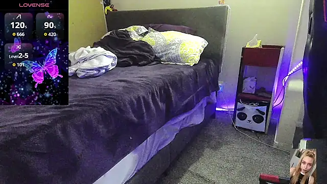 Blondiewithanass online show from February 2026 05:11:02 AM