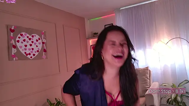 Snapshot of missvale chatting on February 2026 06:04:02 PM missvale online show from February 2026 06:04:02 PM