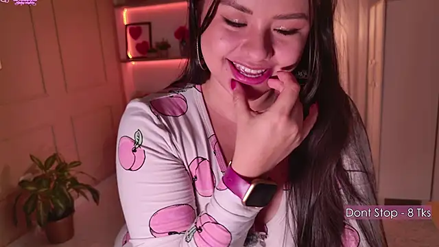 Snapshot of missvale chatting on March 2026 06:26:01 AM missvale online show from March 2026 06:26:01 AM