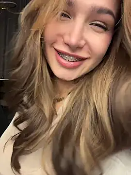 stefannichka online show from May 2026 08:16:01 PM