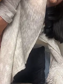 Snapshot of Samispank chatting on October 2025 11:28:01 AM Samispank online show from October 2025 11:28:01 AM