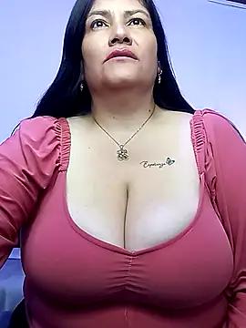 Snapshot of salomexlove_20 chatting on September 2025 01:25:02 PM salomexlove 20 online show from September 2025 01:25:02 PM