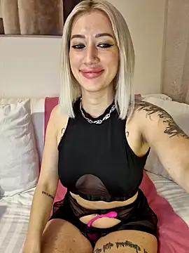 Snapshot of Fuck-Gina chatting on February 2025 11:48:01 PM Fuck-Gina online show from February 2025 11:48:01 PM