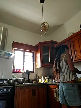 Luna-Natural online show from March 2026 02:34:01 PM