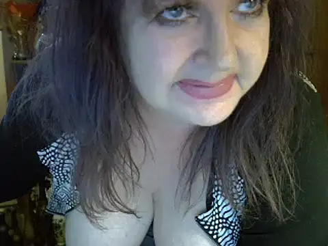 Snapshot of ElenaZed chatting on February 2025 04:34:02 PM ElenaZed online show from February 2025 04:34:02 PM