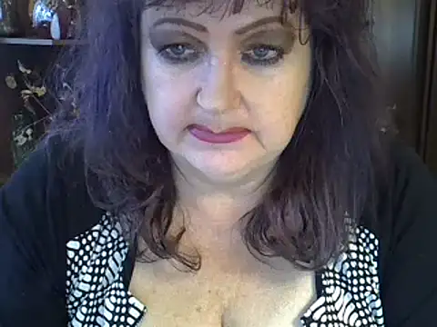 Snapshot of ElenaZed chatting on February 2025 08:22:02 AM ElenaZed online show from February 2025 08:22:02 AM