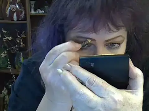 Snapshot of ElenaZed chatting on February 2025 04:03:02 PM ElenaZed online show from February 2025 04:03:02 PM