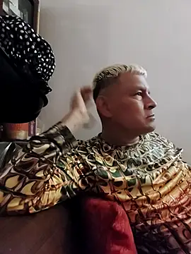 Snapshot of gayphotograper chatting on September 2025 08:41:01 PM gayphotograper online show from September 2025 08:41:01 PM