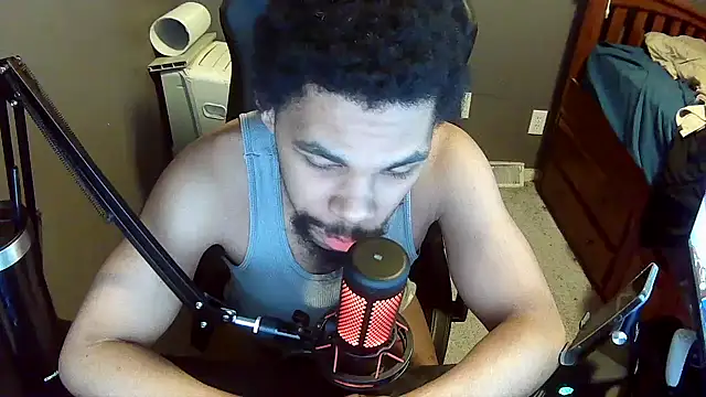 Snapshot of Neovergil0 chatting on January 2025 08:29:01 AM Neovergil0 online show from January 2025 08:29:01 AM