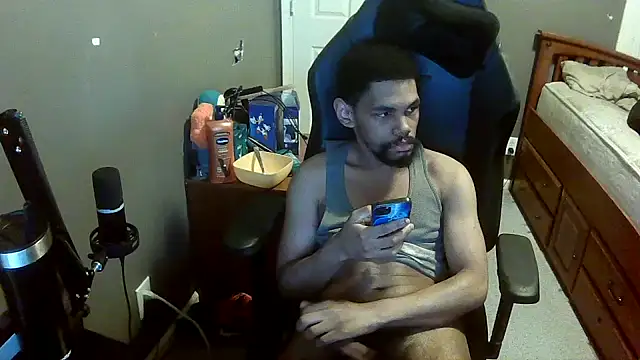 Snapshot of Neovergil0 chatting on October 2025 10:10:01 PM Neovergil0 online show from October 2025 10:10:01 PM